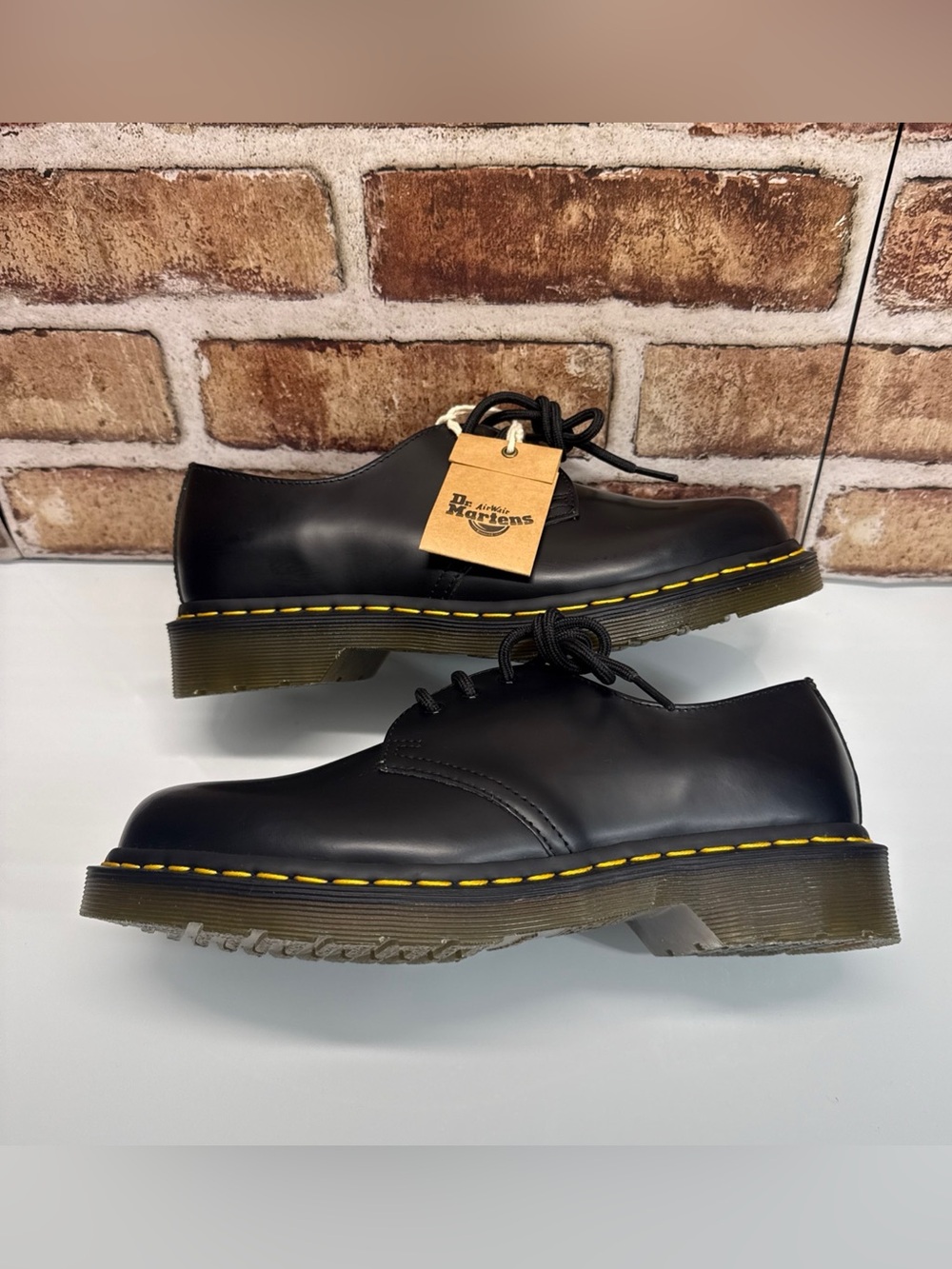 Dr. Martens Oxford Derby Smooth Leather Shoes Men's size 7 (women Sz 8) - Picture 11 of 11